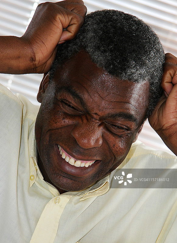 非洲办公室的挫败感图片素材