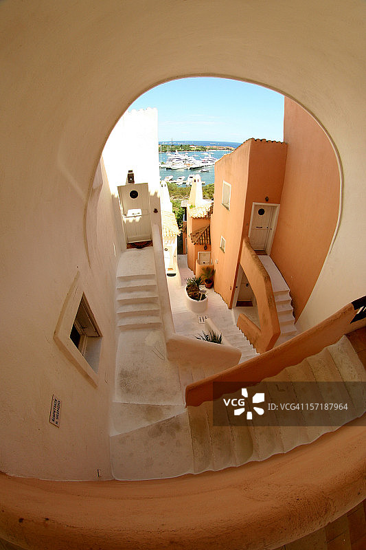 切尔沃港的楼梯和房屋图片素材