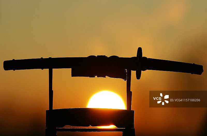 武士刀轮廓剪影图片素材