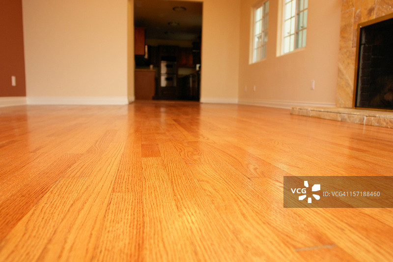 崭新温暖的空房间图片素材