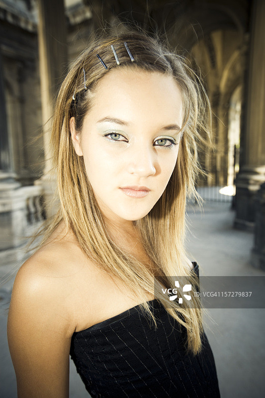 年轻的法国美人图片素材