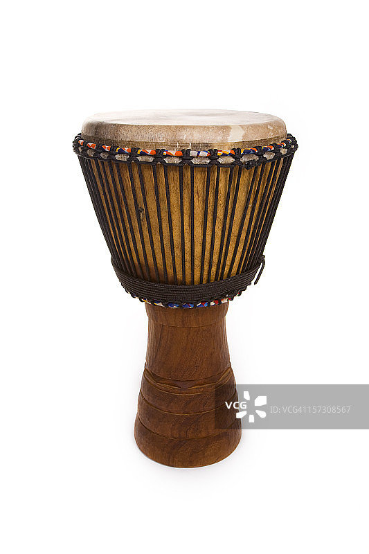 白色背景上的非洲鼓图片素材
