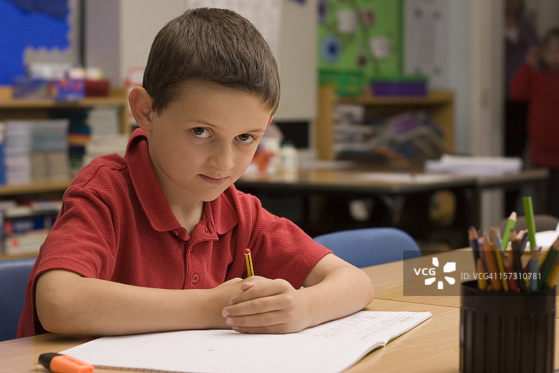 学校里的男孩5图片素材