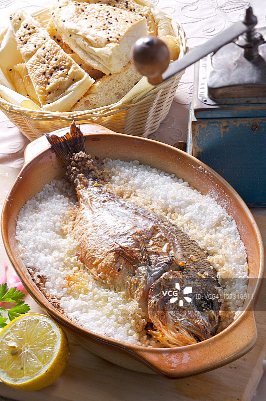 多拉达图片素材