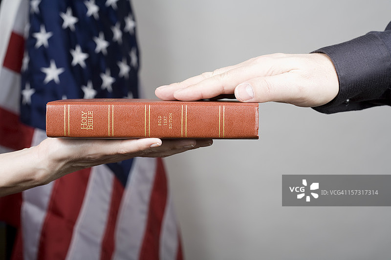 法庭宣誓图片素材