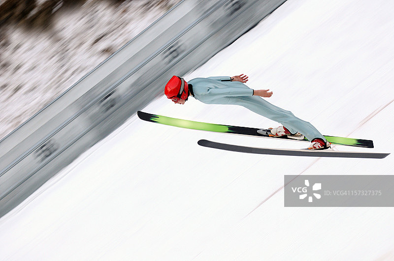 跳台滑雪者图片素材