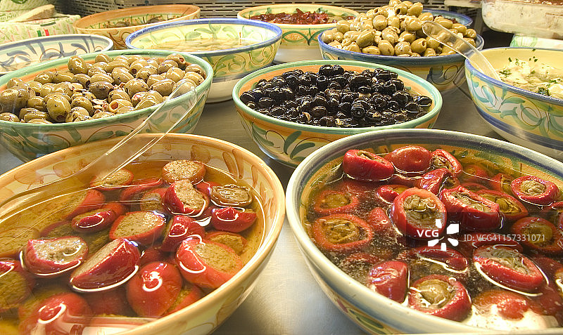 意大利食品店的橱窗展示图片素材