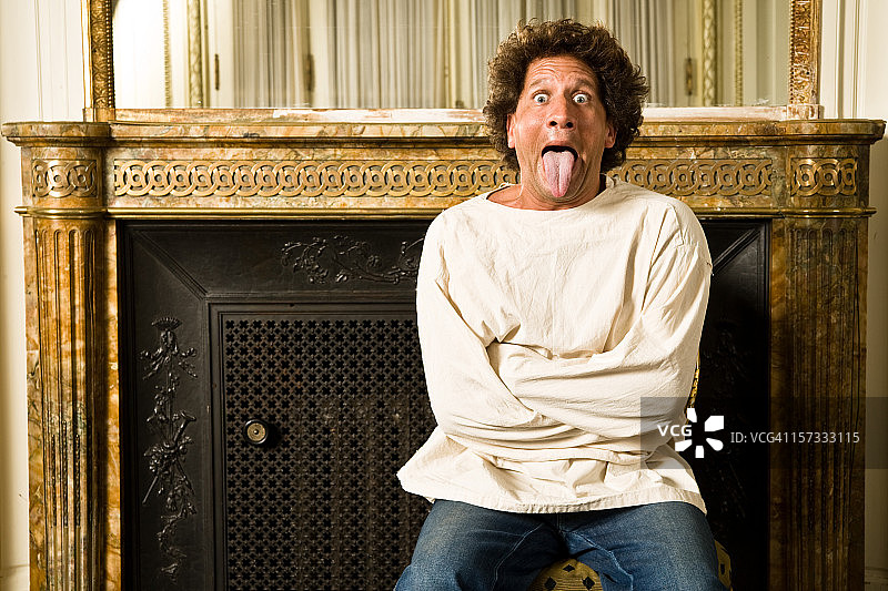 被困的男人图片素材