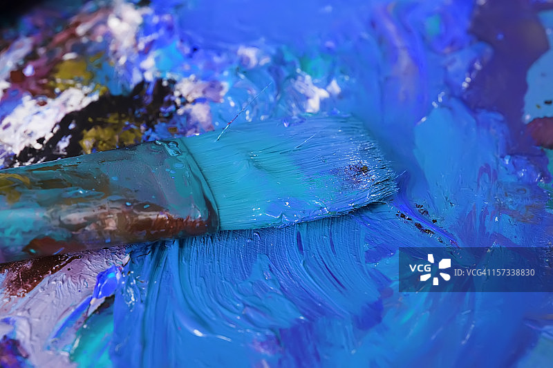 带有笔刷的抽象蓝色调色板图片素材