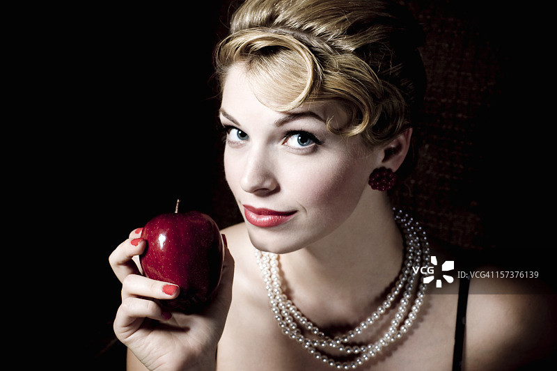 50年代风格的堕落女人肖像图片素材