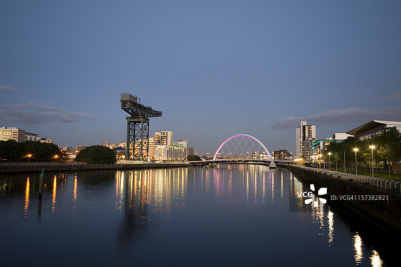 格拉斯哥克莱德河的傍晚图片素材