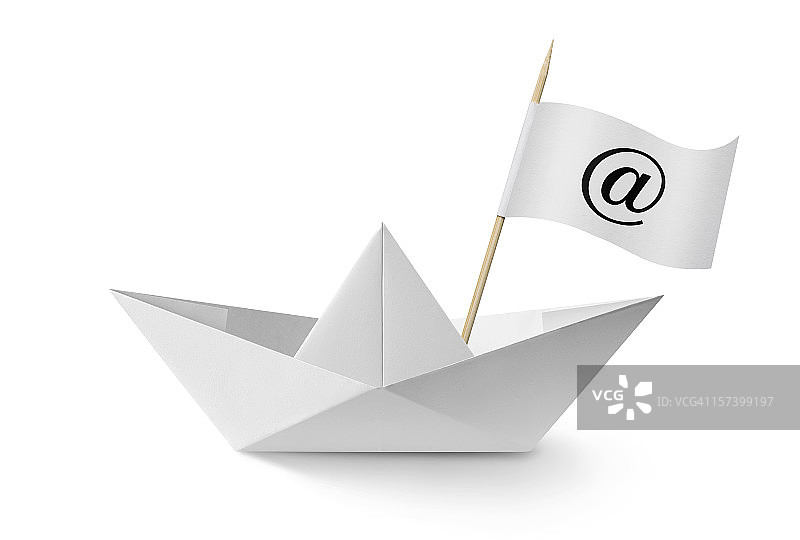 纸船“@”图片素材
