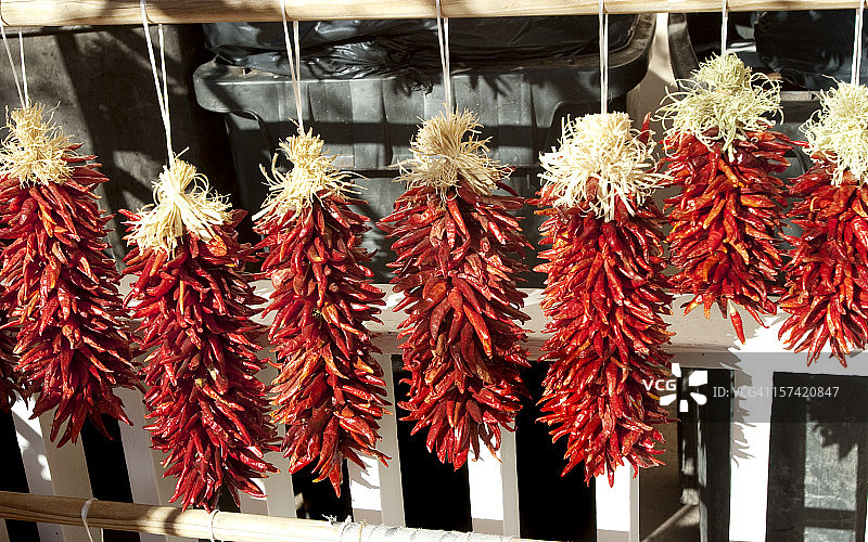 新墨西哥州的辣椒串图片素材