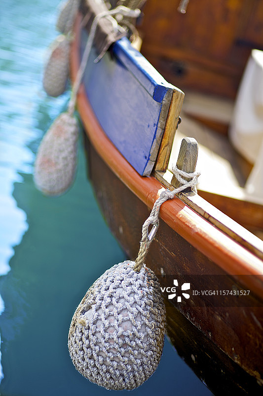 旧木船图片素材