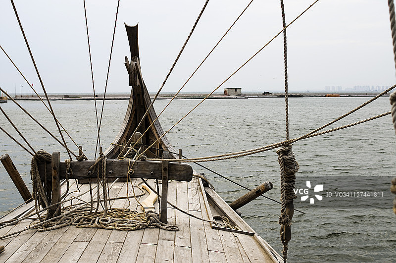 维京风格古船图片素材