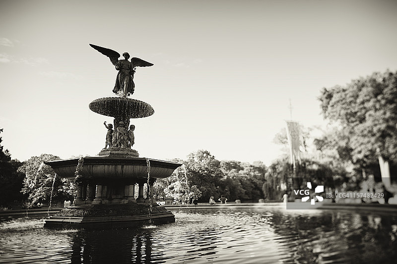 中央公园的天使喷泉图片素材