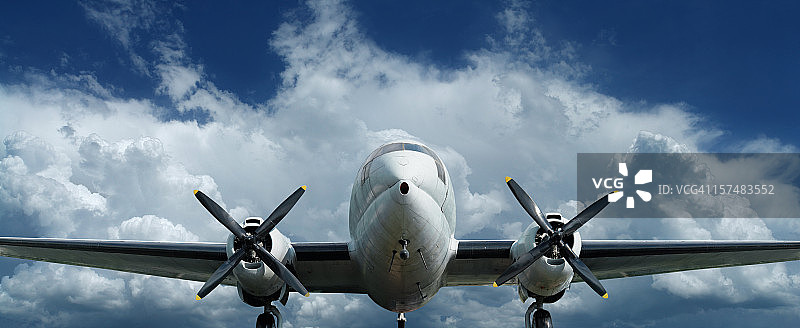 老式飞机正面图图片素材