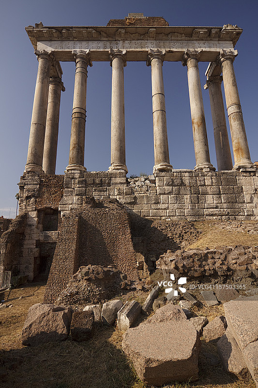 罗马广场的萨图恩神庙图片素材