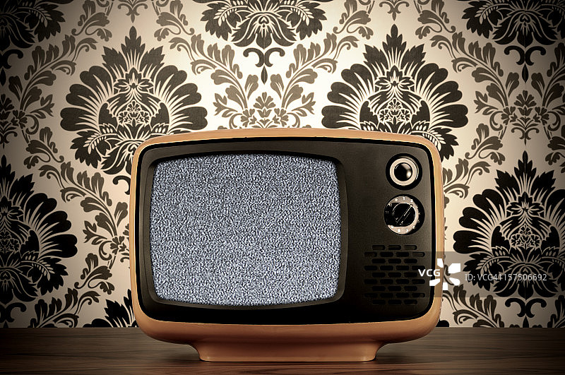 老式黑白电视（带剪切路径）图片素材