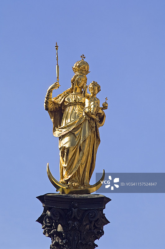 金色圣母玛利亚雕像（德国慕尼黑）图片素材