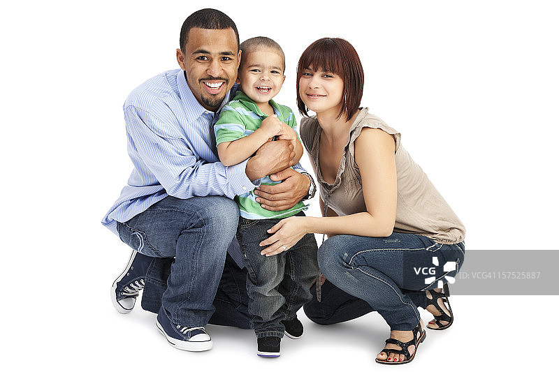 白色背景下的三口之家图片素材