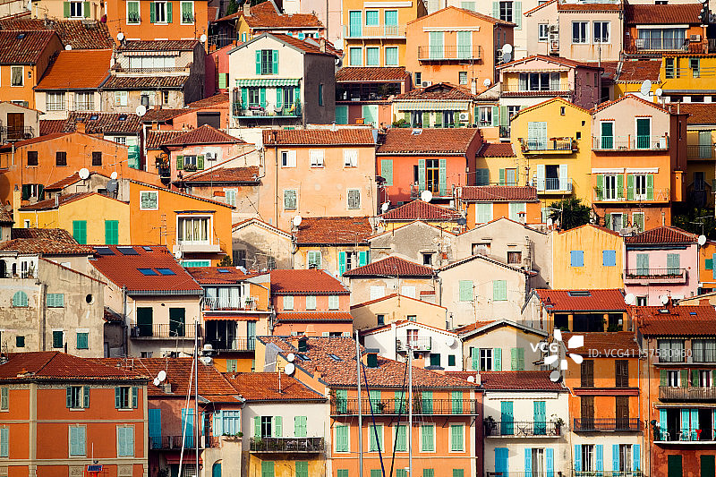 色彩缤纷的蓝色海岸图片素材