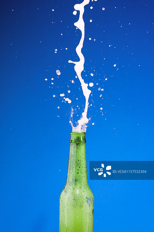 啤酒瓶图片素材