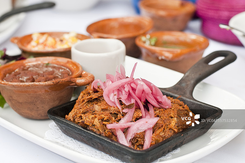 墨西哥烤猪肉或腌制猪肉丝图片素材