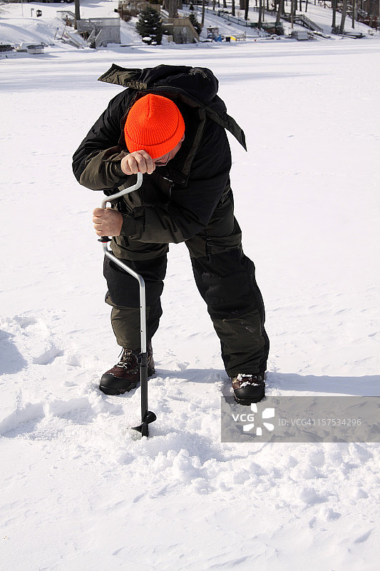 冰上钓鱼图片素材