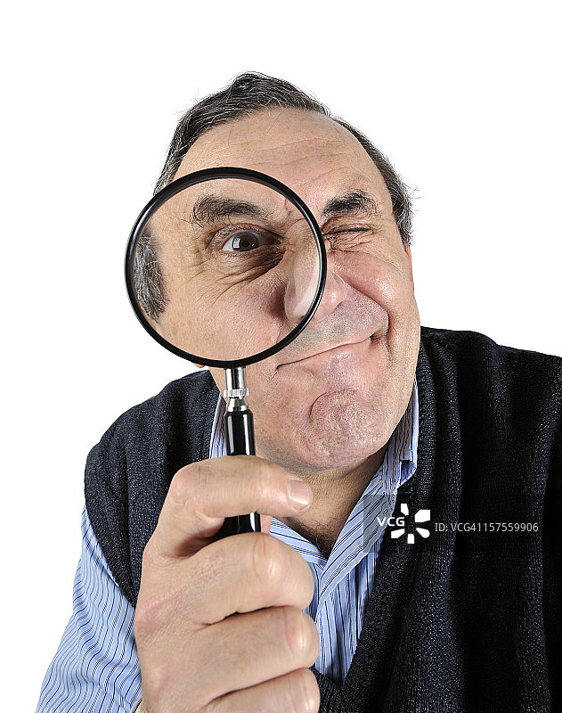 用放大镜检查图片素材