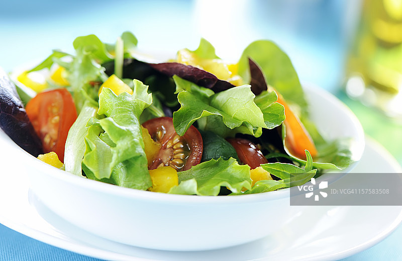 新鲜混合沙拉图片素材