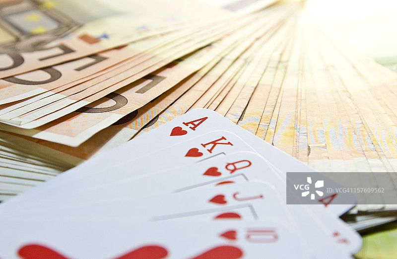 皇家同花顺赢取欧元图片素材