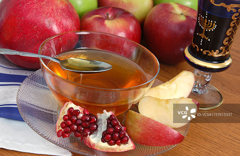 石榴、苹果和蜂蜜图片素材