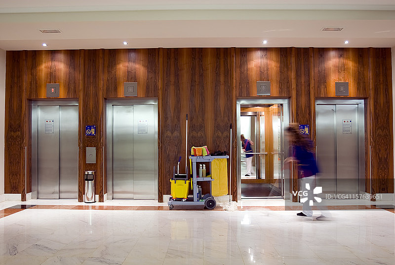 清洁建筑物入口图片素材