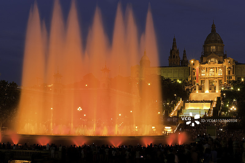 西班牙巴塞罗那魔幻喷泉图片素材