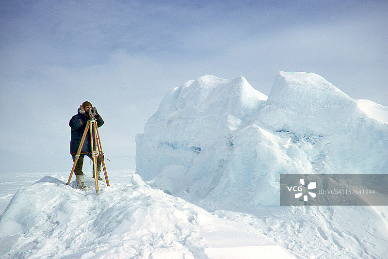 北极的测量员图片素材