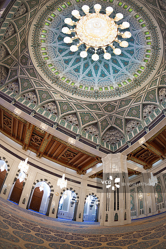 清真寺祈祷大厅内部景观图片素材