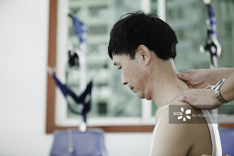 脊椎按摩技术图片素材