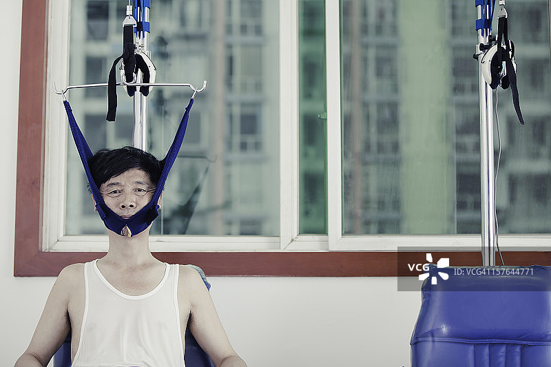 理疗牵引图片素材