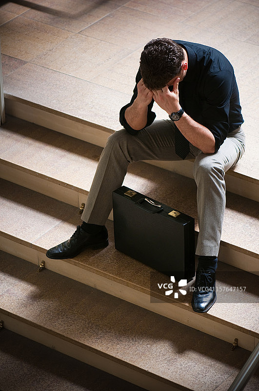 生意失败的男人图片素材