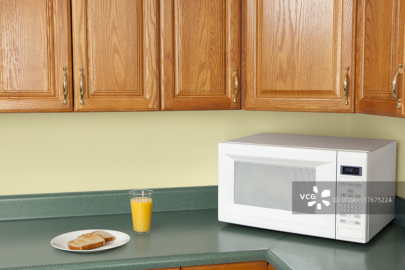 橙汁和吐司图片素材