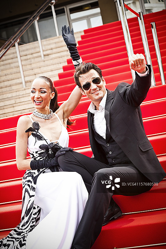 戛纳红毯上的名人夫妇图片素材