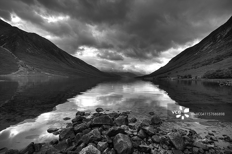苏格兰高地埃蒂夫湖的壮丽景色图片素材