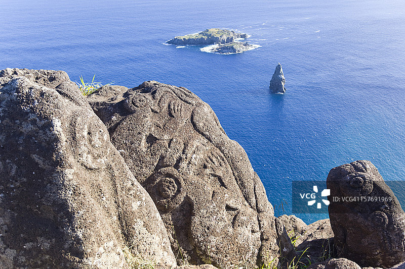 智利复活节岛鸟人岩画图片素材
