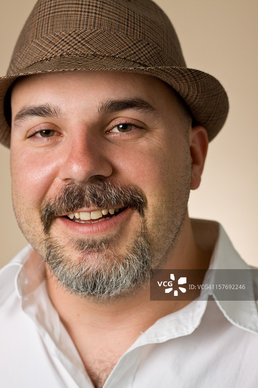 微笑的男人图片素材