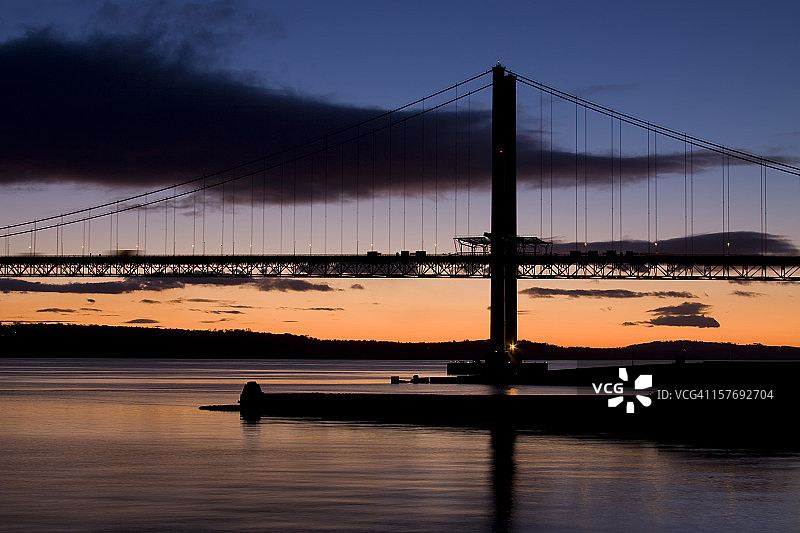 福斯公路桥剪影，来自北昆斯费里图片素材