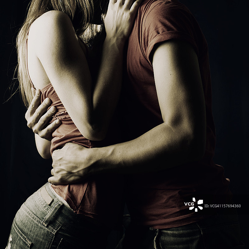 恋人的激情图片素材