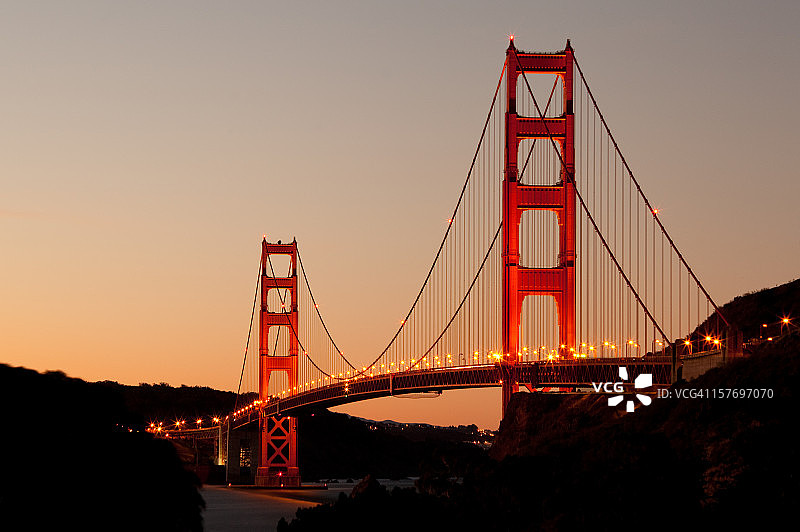 黎明的金门大桥图片素材