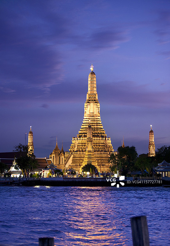 黄昏时的郑王庙图片素材