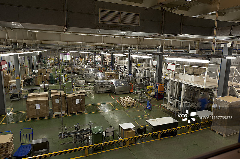 工厂传送带食品包装图片素材